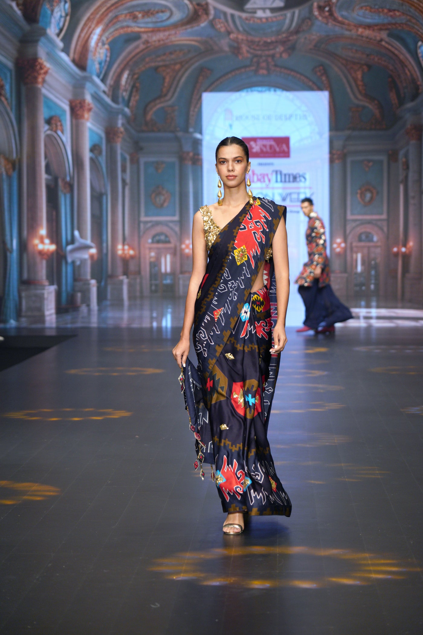 Bold Kilim Silk Saree Set