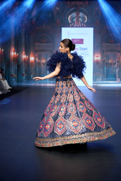 Hexagon Harmony Kilim Lehenga Set