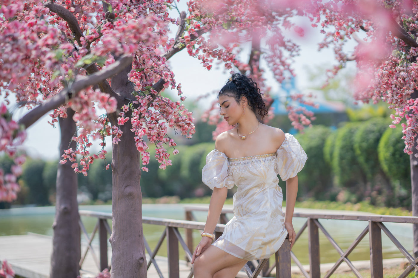 Off-Shoulder Puff Sleeves Foil Dress