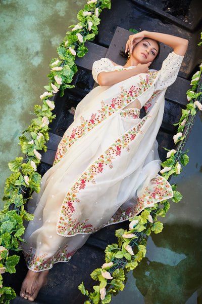 Goura Embroidered Saree