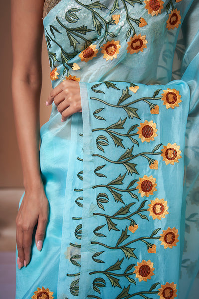 Zyana Embroidered Saree