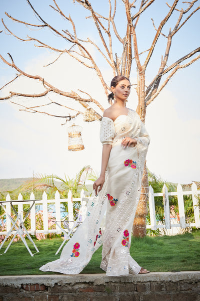 Xiti Embroidered Saree