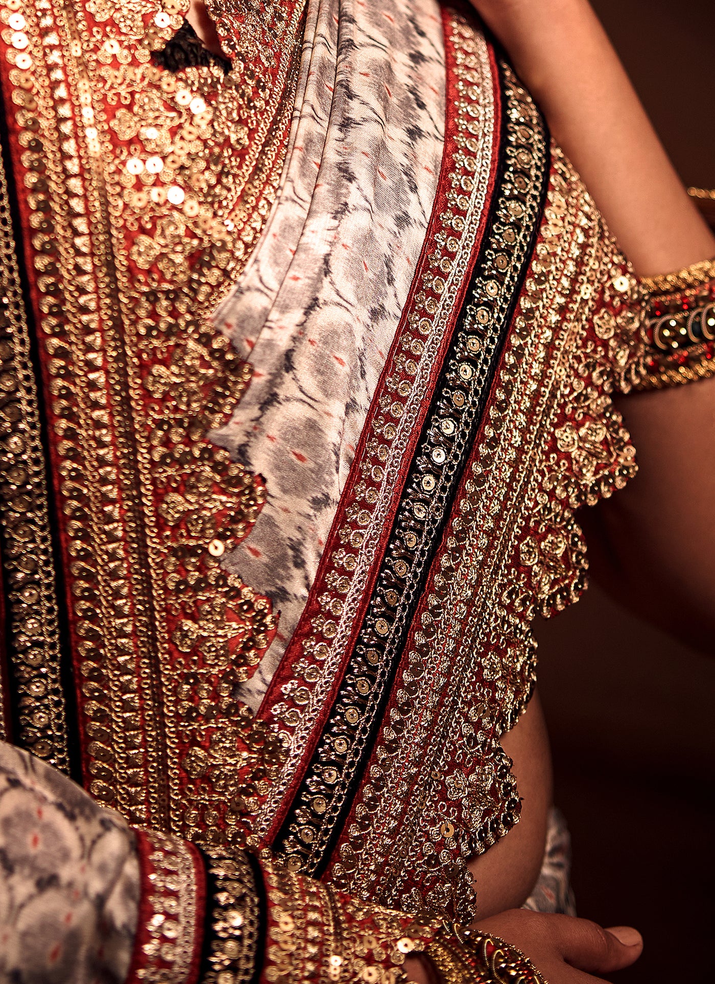 Classic Zari Grandeur Saree